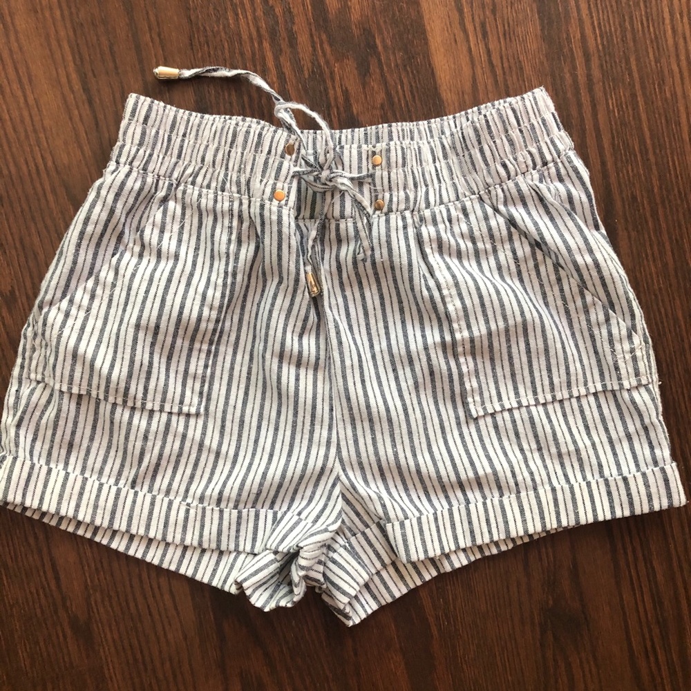 Striped paper bag shorts